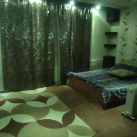 Eaa Apartment Тираспол Екстериор снимка